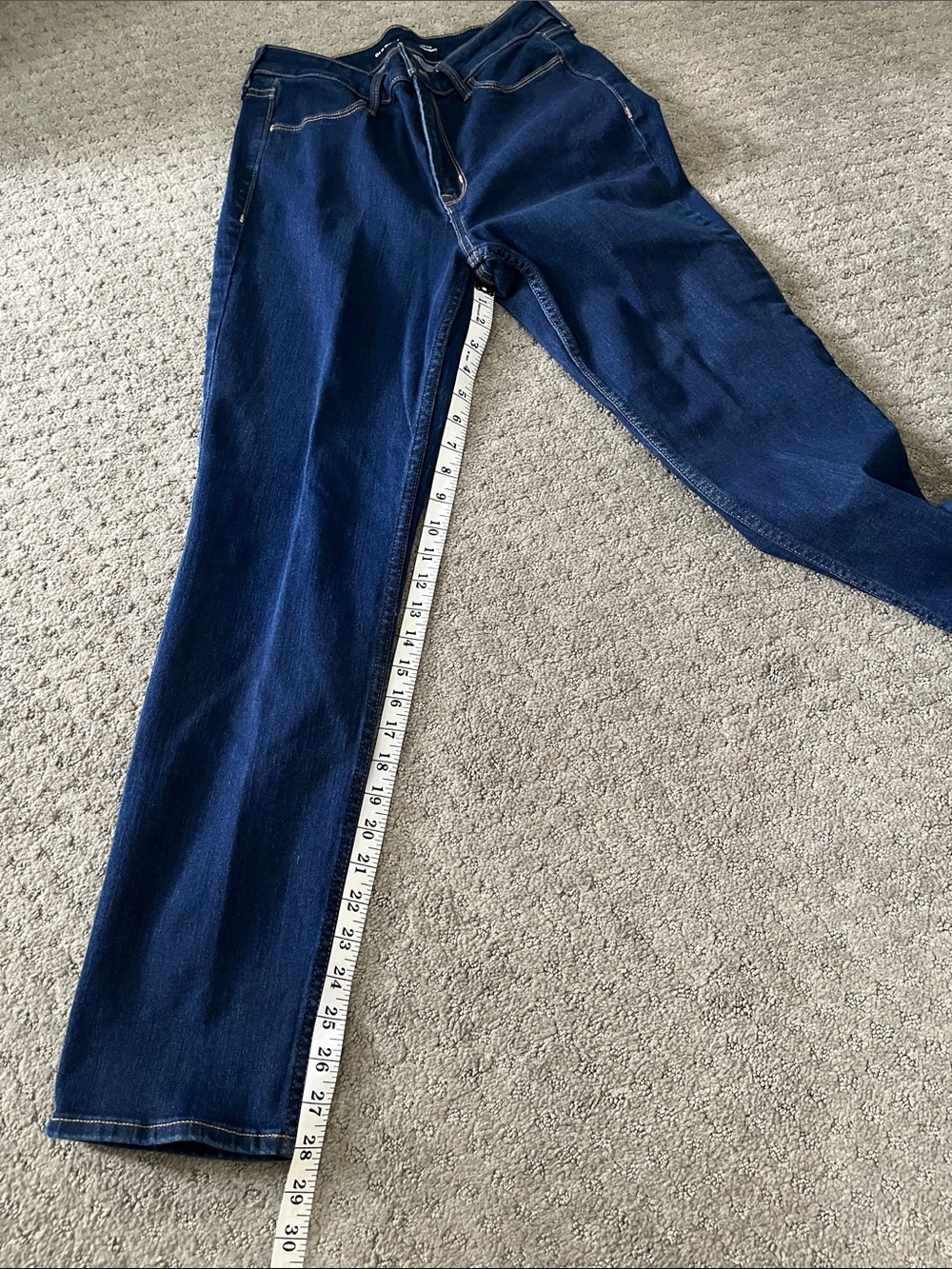 Old Navy High Rise Straight Jeans - Picture 3 of 4